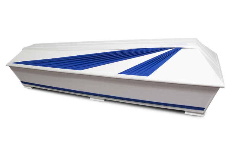 Valkoinen kangaspintainen arkku, jonka kannessa on tummansiniset säteet